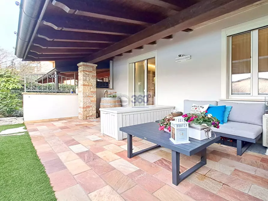 Immagine 13 di Villetta a schiera in vendita  in Via Giovanni Falcone a Passirano