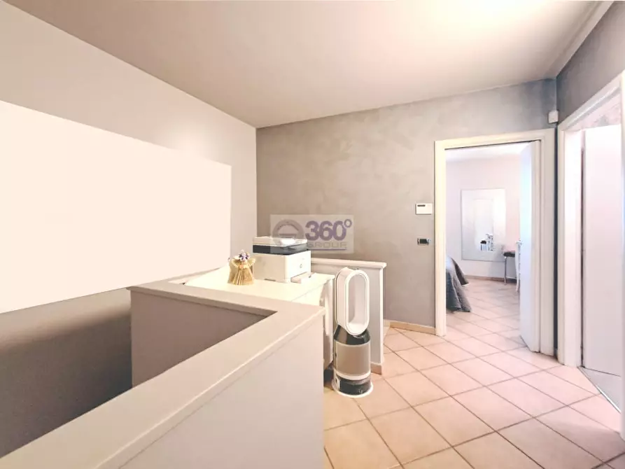 Immagine 15 di Villetta a schiera in vendita  in Via Giovanni Falcone a Passirano