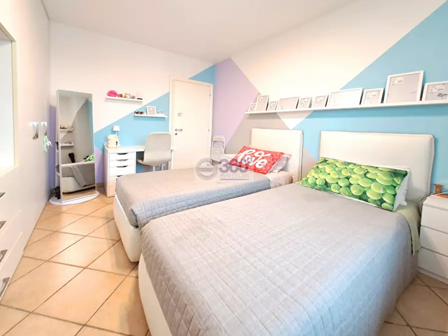 Immagine 21 di Villetta a schiera in vendita  in Via Giovanni Falcone a Passirano