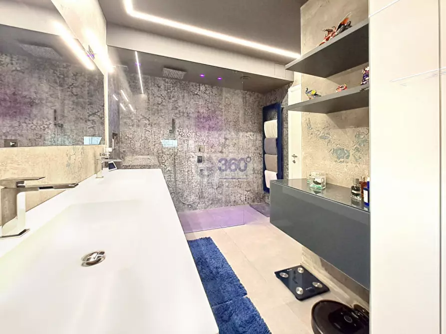 Immagine 25 di Villetta a schiera in vendita  in Via Giovanni Falcone a Passirano