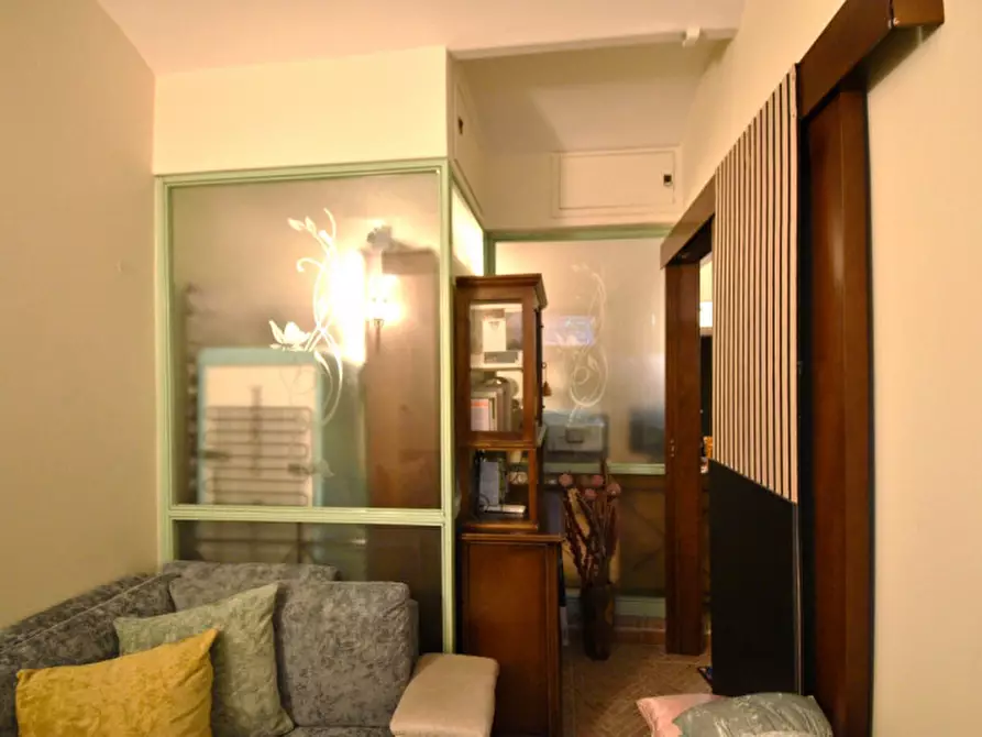 Immagine 23 di Appartamento in vendita  in Via della Paglia a Roma