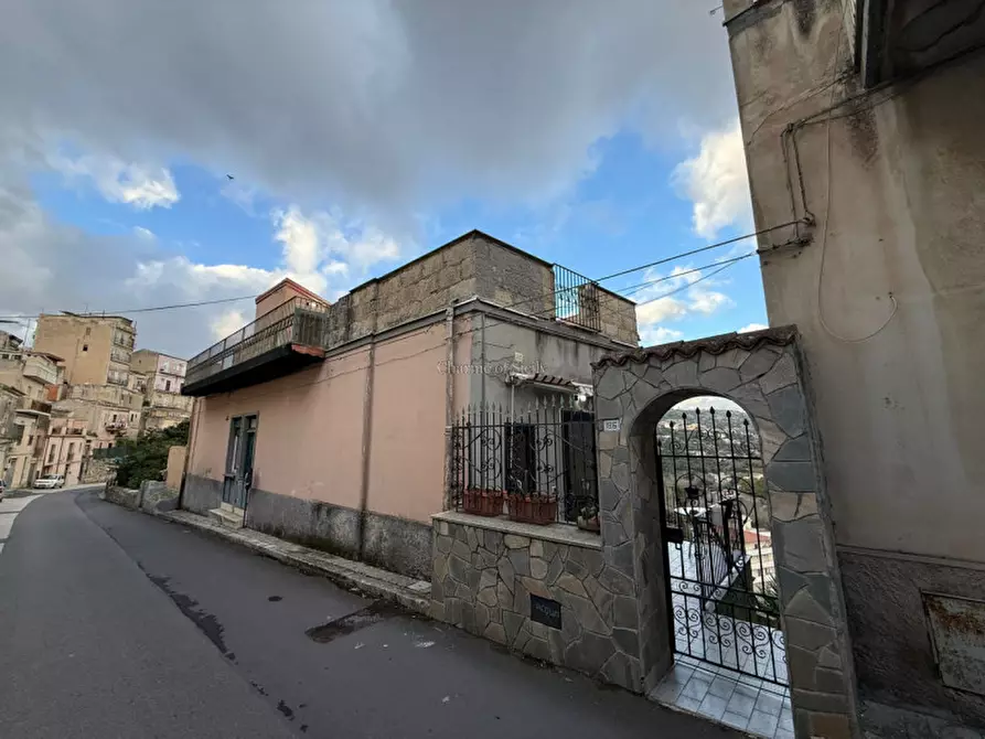 Immagine 24 di Casa indipendente in vendita  in Via Fontana a Modica