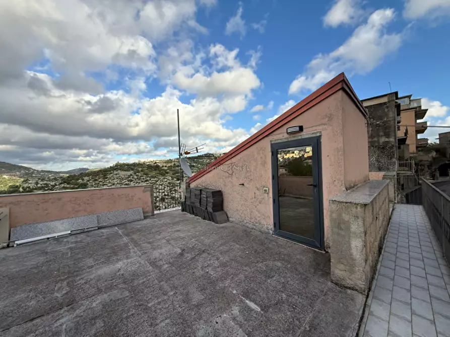 Immagine 38 di Casa indipendente in vendita  in Via Fontana a Modica