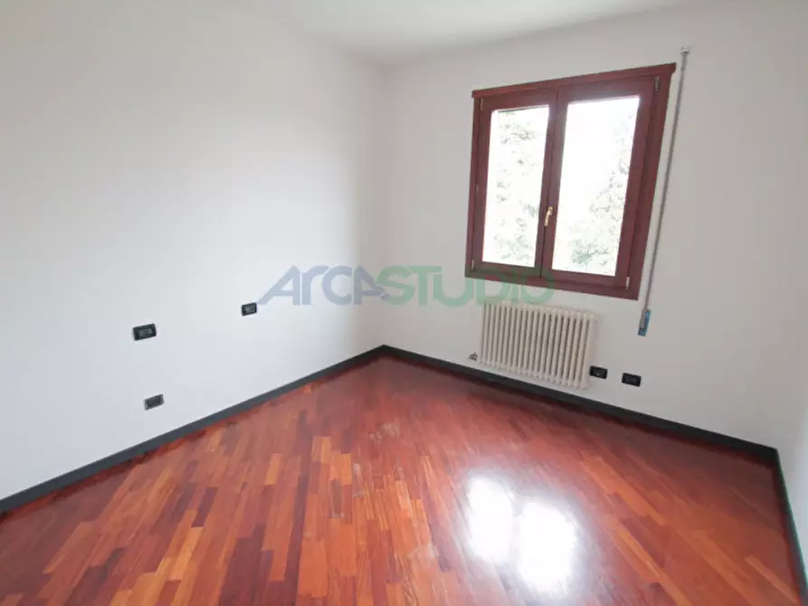 Immagine 12 di Appartamento in affitto  in Via Roma a Bolzano Vicentino