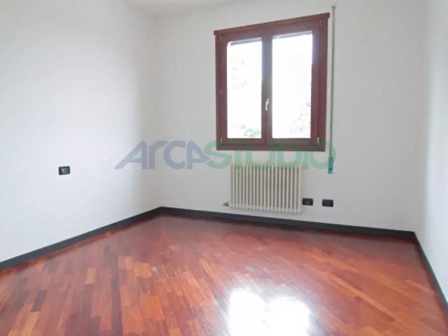 Immagine 14 di Appartamento in affitto  in Via Roma a Bolzano Vicentino