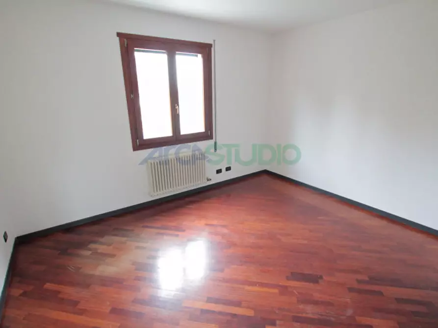 Immagine 15 di Appartamento in affitto  in Via Roma a Bolzano Vicentino