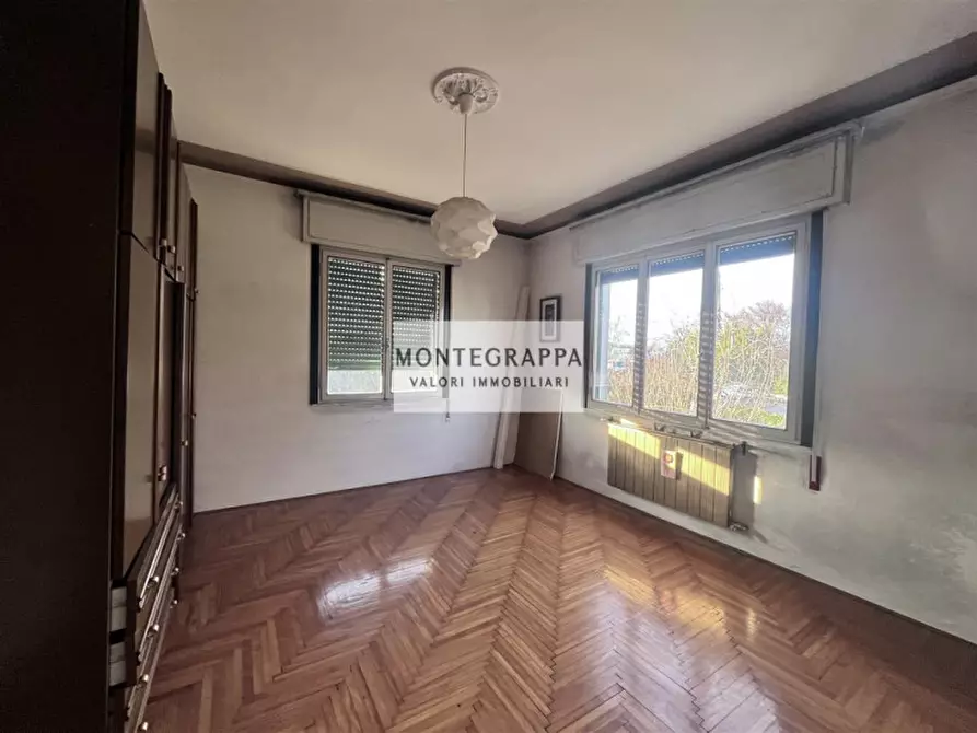 Immagine 16 di Casa indipendente in vendita  in Via Poisolo a Castelfranco Veneto