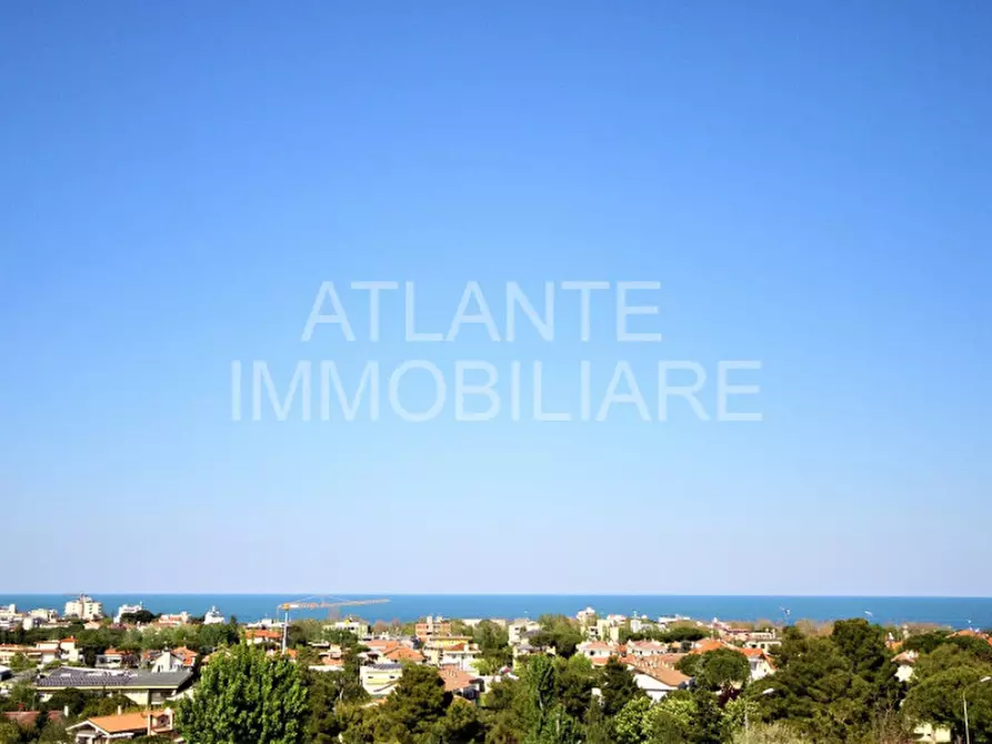 Immagine 1 di Villetta a schiera in vendita  in via Tre baci a Riccione