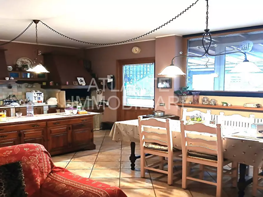 Immagine 3 di Villetta a schiera in vendita  in via Tre baci a Riccione