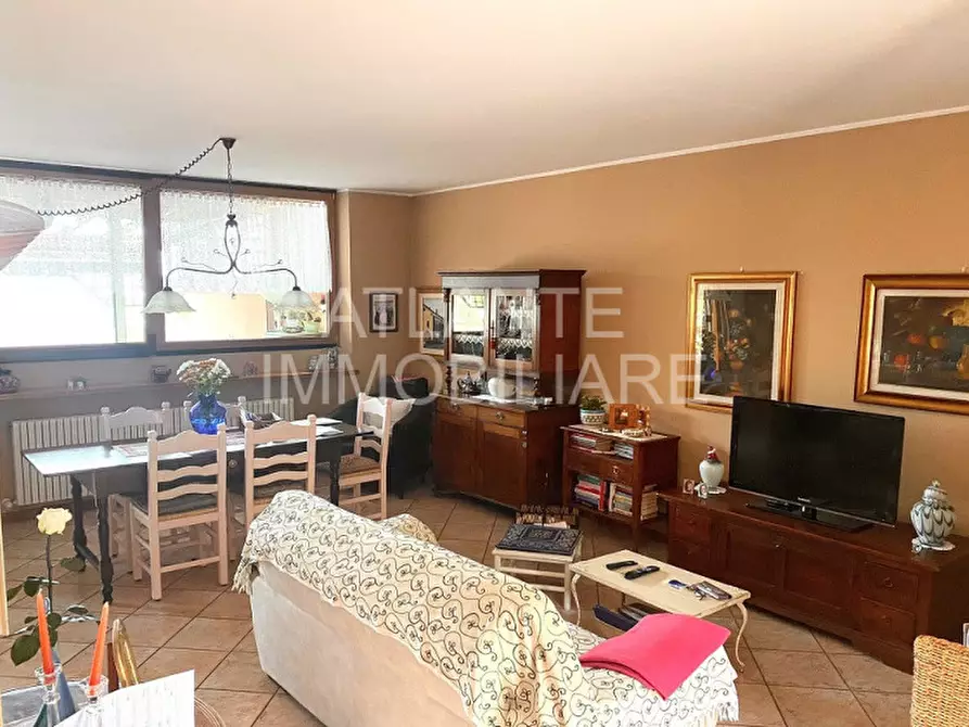 Immagine 5 di Villetta a schiera in vendita  in via Tre baci a Riccione