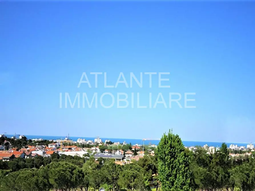 Immagine 11 di Villetta a schiera in vendita  in via Tre baci a Riccione