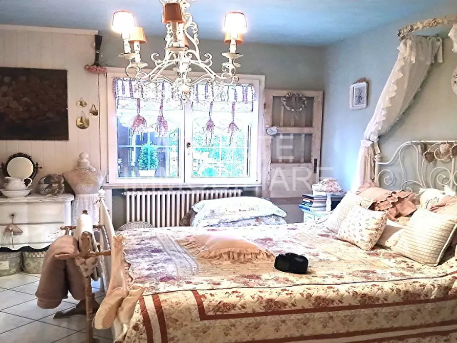 Immagine 15 di Villetta a schiera in vendita  in via Tre baci a Riccione