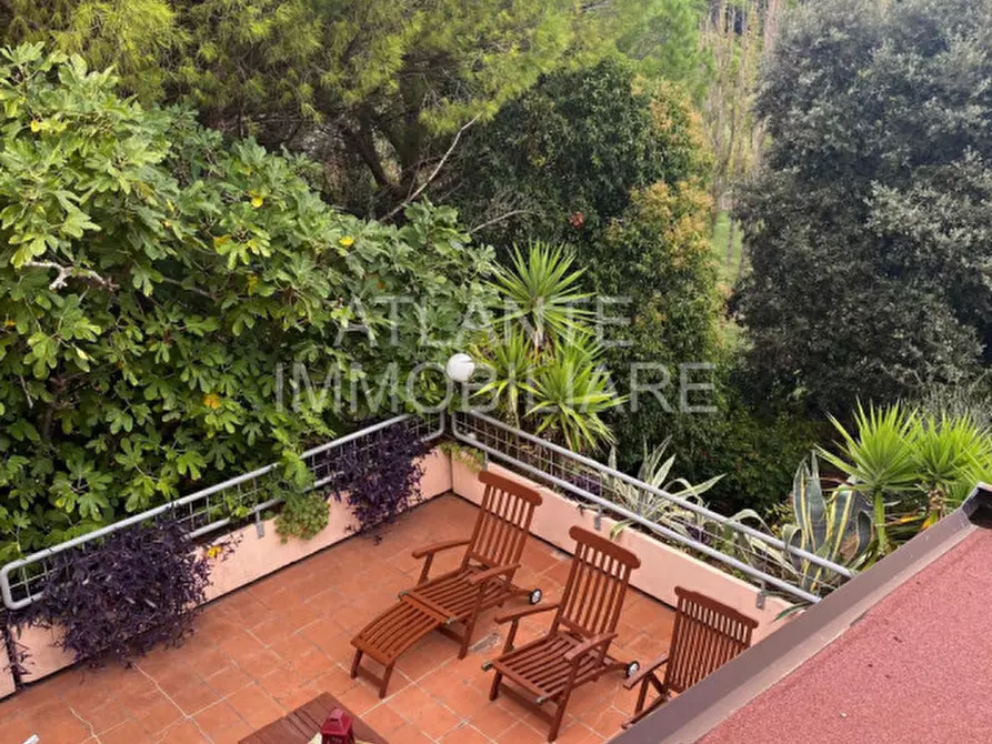 Immagine 25 di Villetta a schiera in vendita  in via Tre baci a Riccione