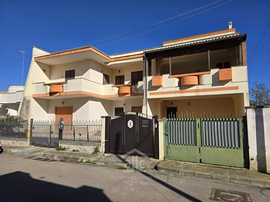 Immagine 1 di Appartamento in vendita  in Via Salvo D'Acquisto 31 a Sternatia