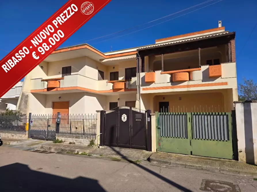 Immagine 1 di Appartamento in vendita  in Via Salvo D'Acquisto 31 a Sternatia