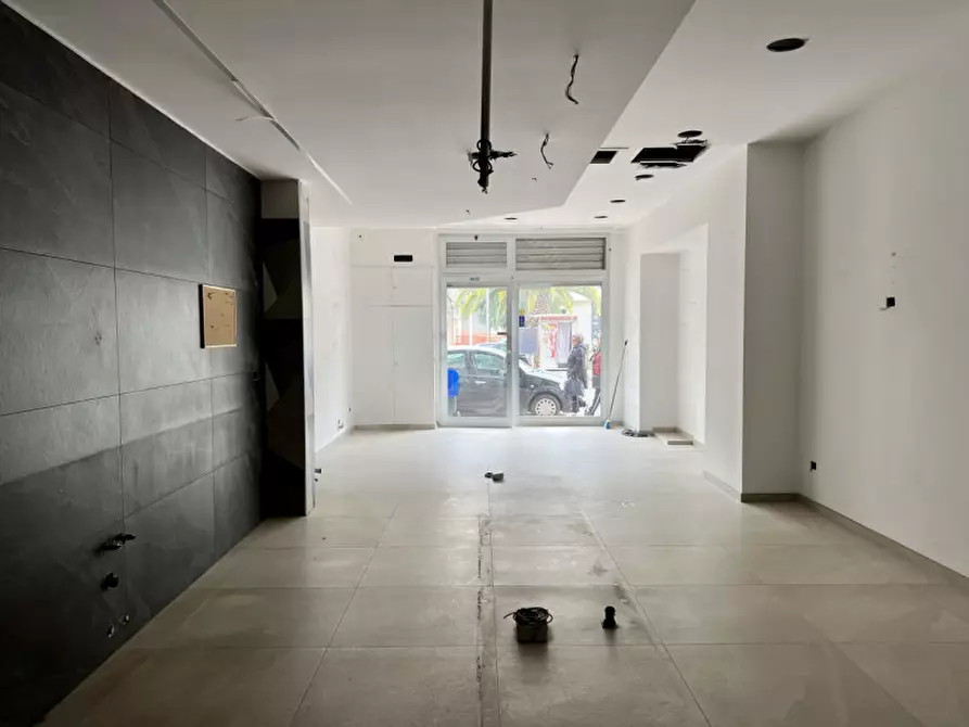 Immagine 1 di Attività commerciale in affitto  in Via Barletta 110 a Andria