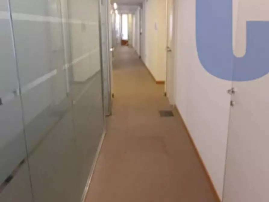 Immagine 14 di Ufficio in affitto  in PIAZZA DEL CARMINE a Milano