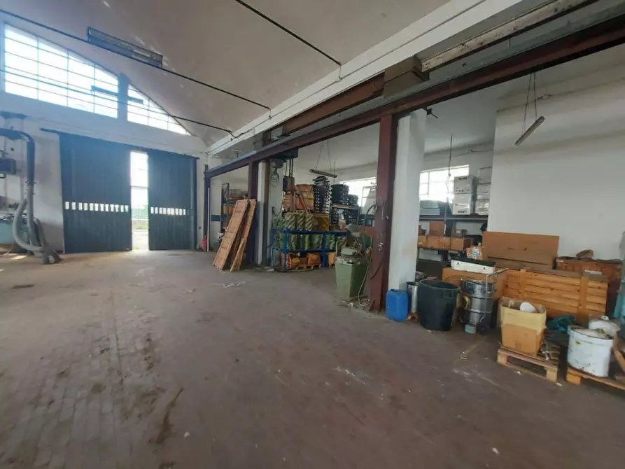 Immagine 11 di Capannone industriale in vendita  in Corso Appio Claudio, 04020 Itri LT, Italia a Itri