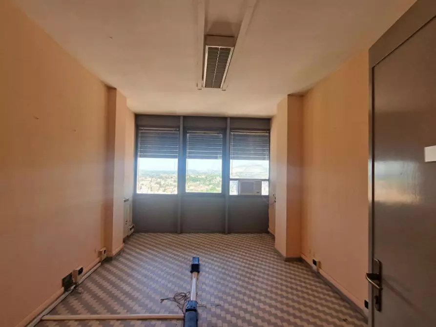 Immagine 10 di Ufficio in vendita  in Piazzale De Matthaeis, 41, 03100 Frosinone FR, Italia a Frosinone