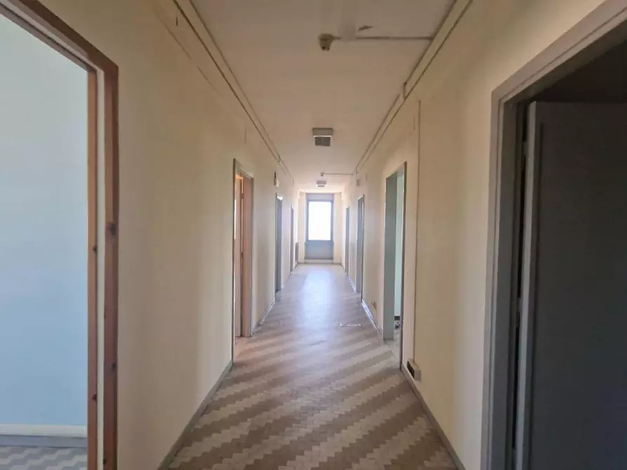 Immagine 11 di Ufficio in vendita  in Piazzale De Matthaeis, 41, 03100 Frosinone FR, Italia a Frosinone