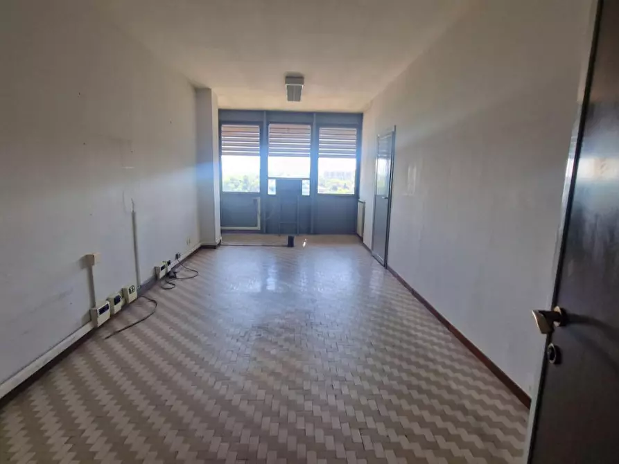 Immagine 13 di Ufficio in vendita  in Piazzale De Matthaeis, 41, 03100 Frosinone FR, Italia a Frosinone