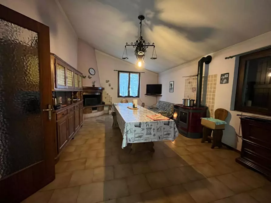 Immagine 6 di Rustico / casale in vendita  a Pezzaze