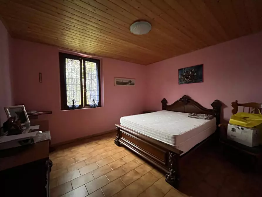 Immagine 9 di Rustico / casale in vendita  a Pezzaze