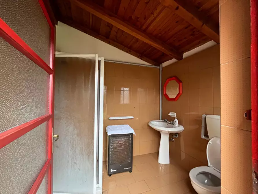 Immagine 13 di Rustico / casale in vendita  a Pezzaze