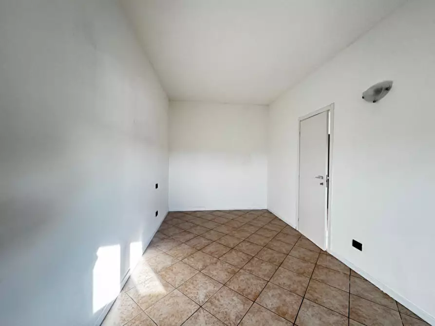 Immagine 9 di Appartamento in vendita  a Brescia