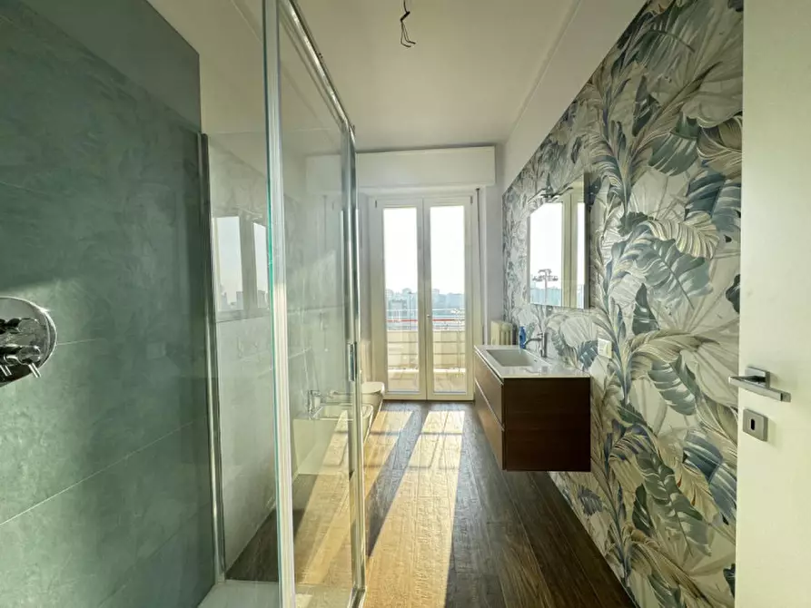 Immagine 10 di Ufficio in affitto  a Brescia