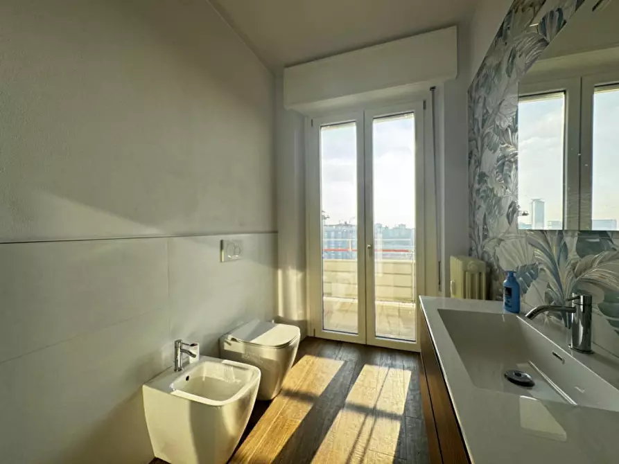 Immagine 11 di Ufficio in affitto  a Brescia