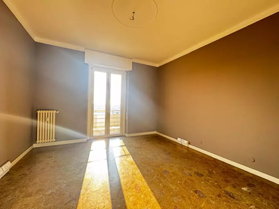 Immagine 13 di Ufficio in affitto  a Brescia