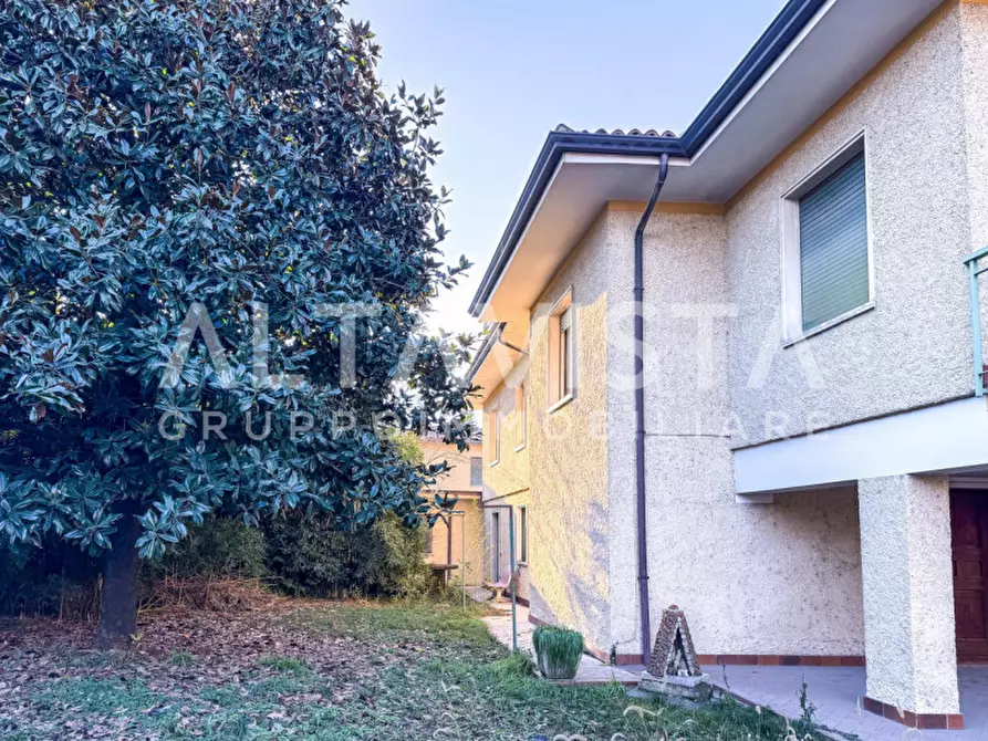 Immagine 5 di Villa in vendita  in Via dei Marmi a Nuvolera