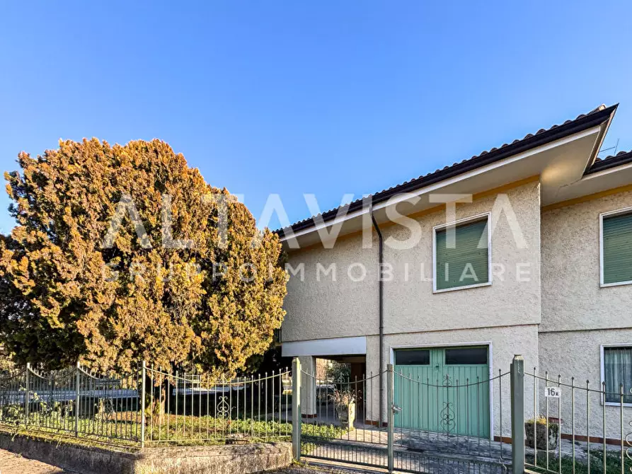 Immagine 11 di Villa in vendita  in Via dei Marmi a Nuvolera