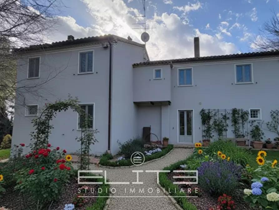 Immagine 3 di Rustico / casale in vendita  in VIA GRANCIA a Ancona