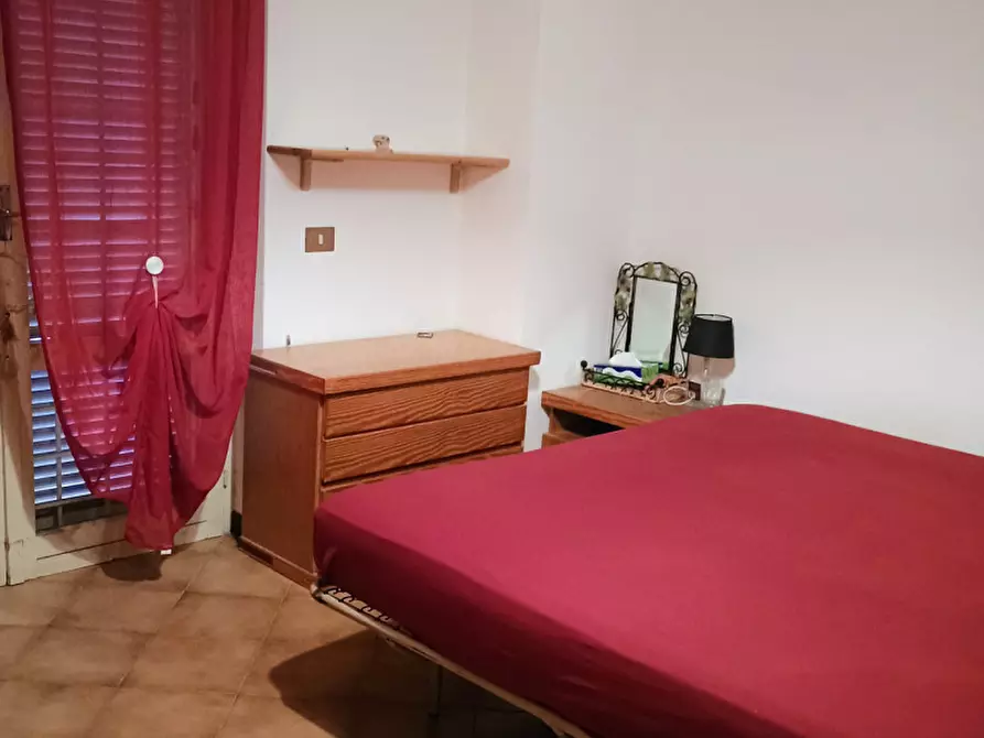 Immagine 7 di Camera in affitto  in Via Zinasco a Roma