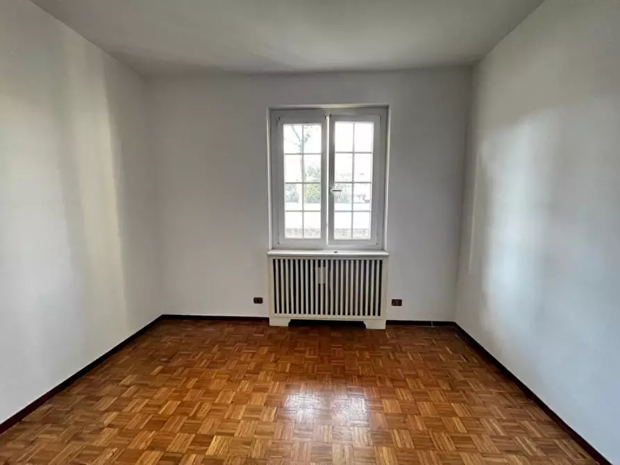 Immagine 9 di Appartamento in vendita  a Desenzano Del Garda