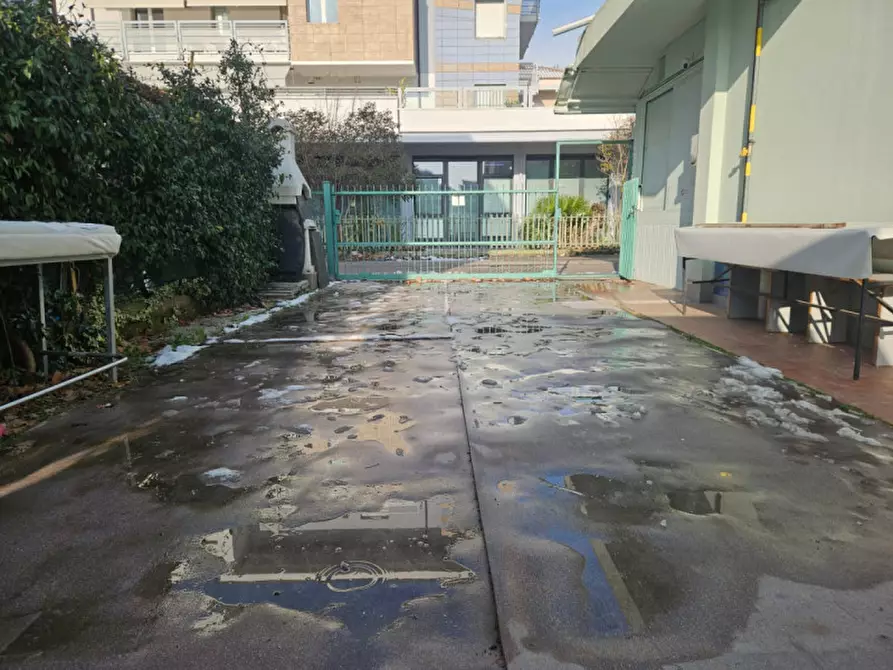 Immagine 9 di Appartamento in vendita  in via messina 14 a Rimini