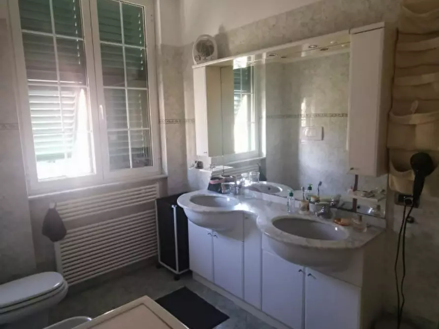 Immagine 11 di Appartamento in affitto  in via punta seglio a Rapallo