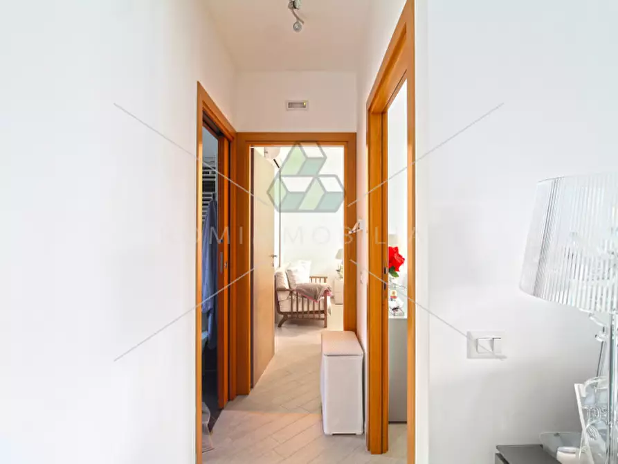 Immagine 7 di Appartamento in vendita  in Via Luigi De Marchi a Roma