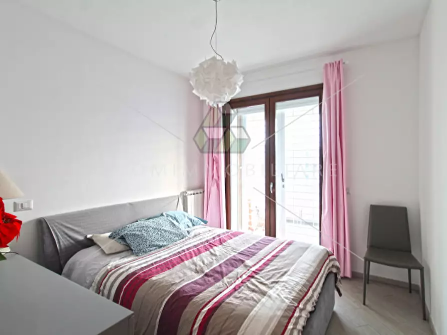 Immagine 10 di Appartamento in vendita  in Via Luigi De Marchi a Roma