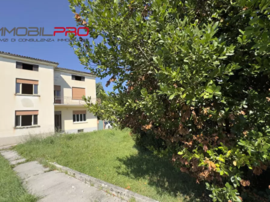 Immagine 2 di Casa indipendente in vendita  in Via Fusara, 180 a Carrè