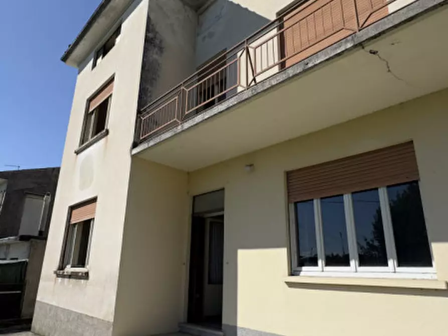 Immagine 4 di Casa indipendente in vendita  in Via Fusara, 180 a Carrè