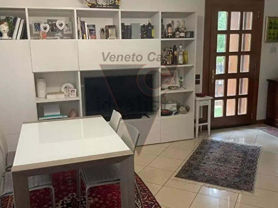 Immagine 9 di Casa trifamiliare in vendita  in VIA GOBBI a Venezia