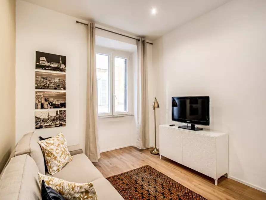 Immagine 13 di Appartamento in affitto  in VICOLO DELLA SCALA a Roma