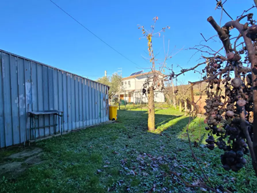 Immagine 41 di Casa bifamiliare in vendita  in Via Schiavonesca Nuova 12 - 13 a Volpago Del Montello