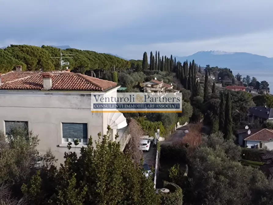 Immagine 4 di Villa in vendita  in Via Meucci a Padenghe Sul Garda