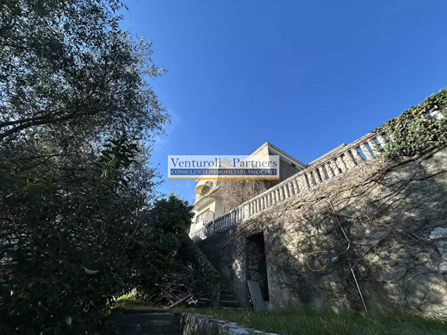 Immagine 7 di Villa in vendita  in Via Meucci a Padenghe Sul Garda