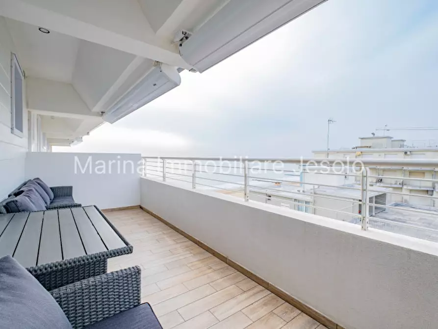 Immagine 1 di Appartamento in vendita  in Via Antoniotto Usodimare a Jesolo