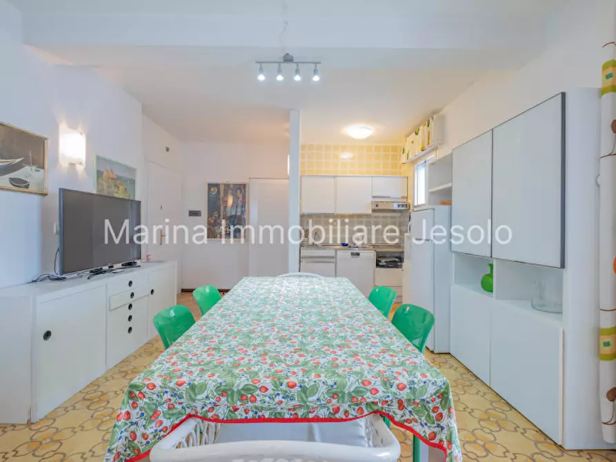 Immagine 3 di Appartamento in vendita  in Via Antoniotto Usodimare a Jesolo